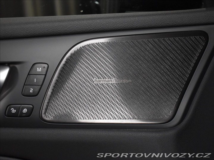 Volvo S60 2,0 B5 AWD Ultimate Headu 2024