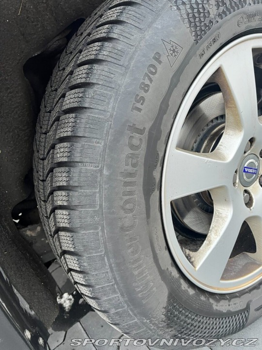 Volvo Ostatní modely XC60 2,0   T 2011