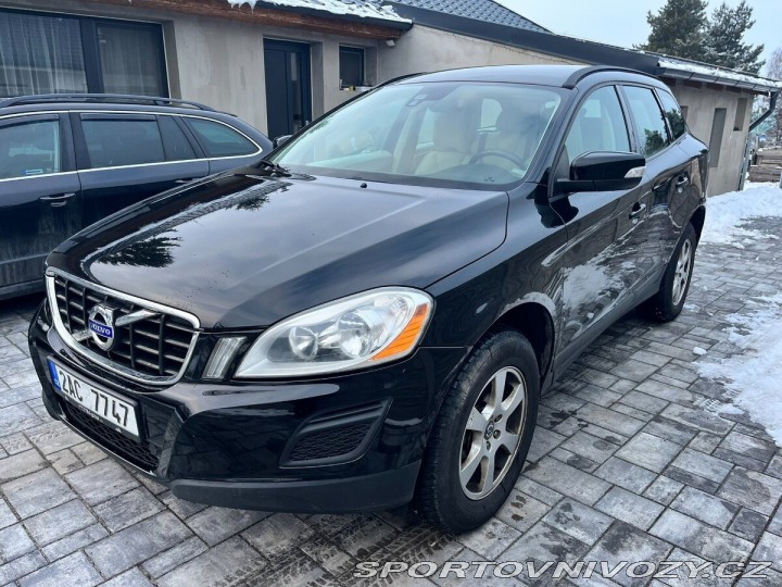 Volvo Ostatní modely XC60 2,0   T 2011