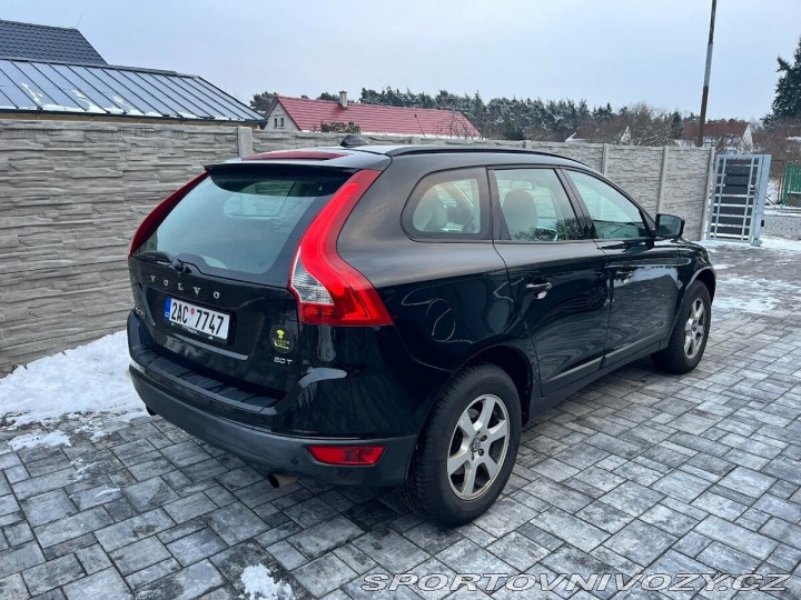 Volvo Ostatní modely XC60 2,0   T 2011