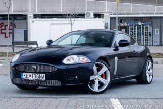 Jaguar XK XKR 4.2 Coupé 306kW A6,