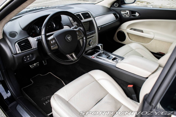 Jaguar XK XKR 4.2 Coupé 306kW A6, 2007