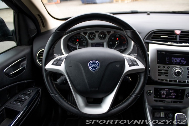 Lancia Delta 1.9 JTD TwinTurbo Platin 2009