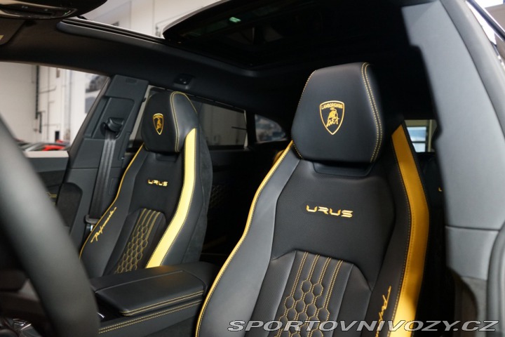 Lamborghini Urus PERFORMANTE*CARBON*ADAS*B 2025