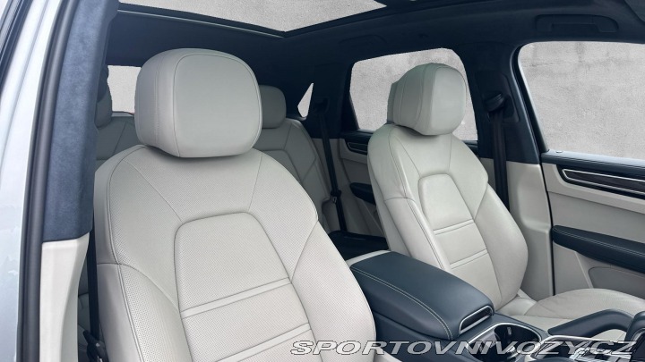 Porsche Cayenne Turbo 2019