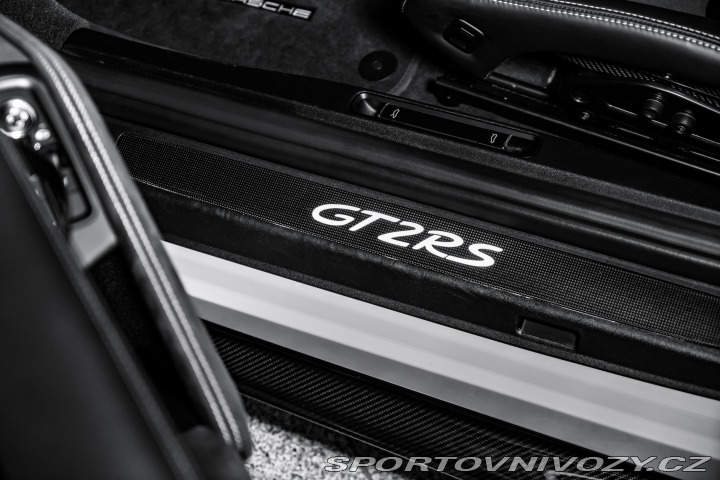 Porsche 911 GT2 RS/WEISSACH/CARBON/MA 2020