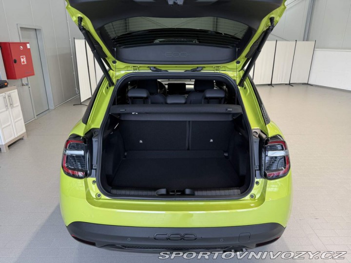 Fiat 600 Sport 1.2 Turbo Hybrid 14 2026