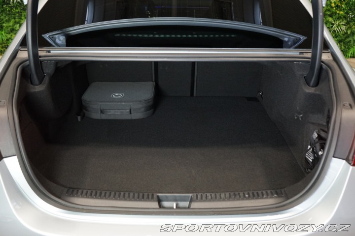 Mercedes-Benz E 53*AMG*4M*BURM*TAŽNÉ*MASÁ 2024