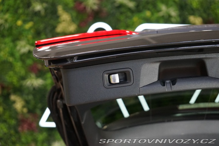 Mercedes-Benz E 53*AMG*4M+*HUD*VZDUCH*TAŽ 2021