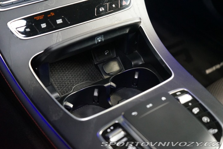 Mercedes-Benz E 53*AMG*4M+*HUD*VZDUCH*TAŽ 2021