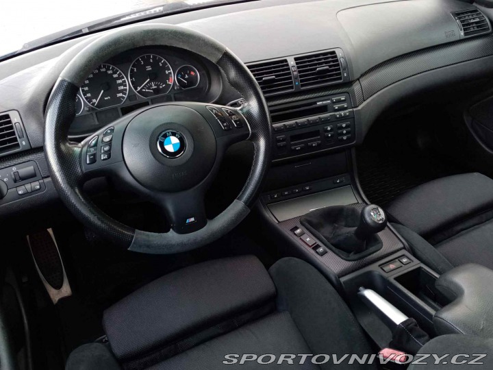 BMW 3 BMW E46 320i 6 válec M 2003