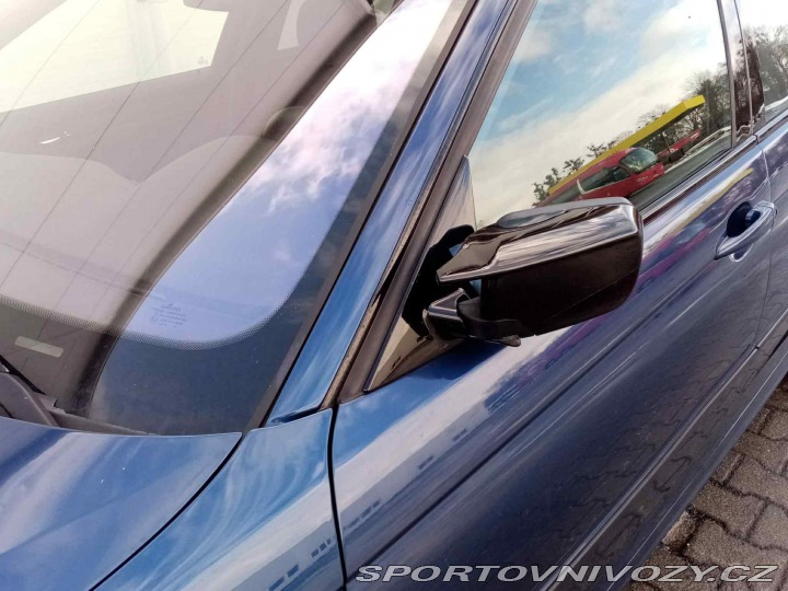 BMW 3 BMW E46 320i 6 válec M 2003