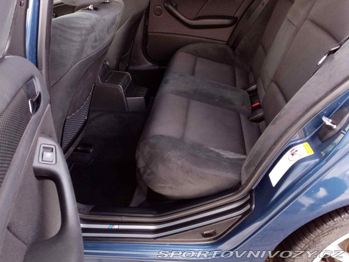 BMW 3 BMW E46 320i 6 válec M 2003