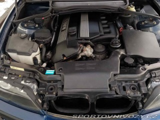 BMW 3 BMW E46 320i 6 válec M 2003