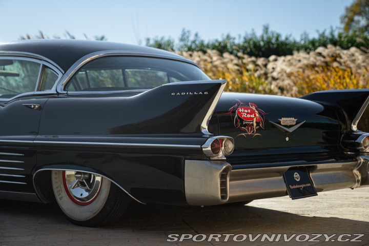 Ostatní značky Ostatní modely Cadillac SPECIAL SERIES 62 FLEETWOOD SEDAN 1958