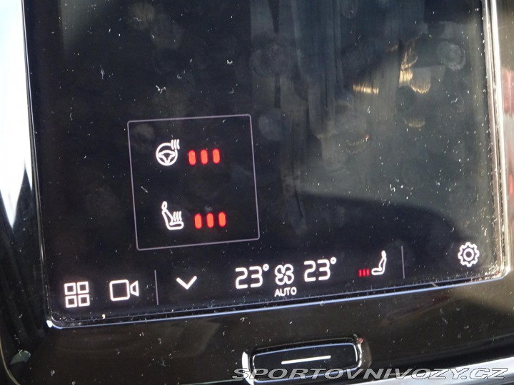 Volvo S90 AWD 173kW Inscription ČR 2022