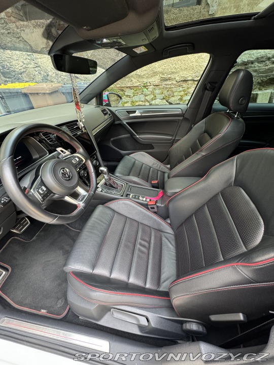 Volkswagen Golf GTI 2017