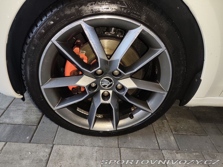 Škoda Octavia RS  2016