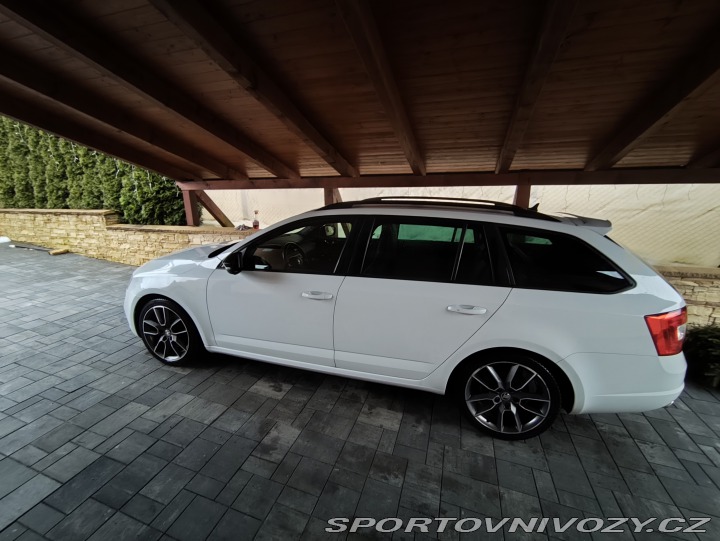 Škoda Octavia RS  2016