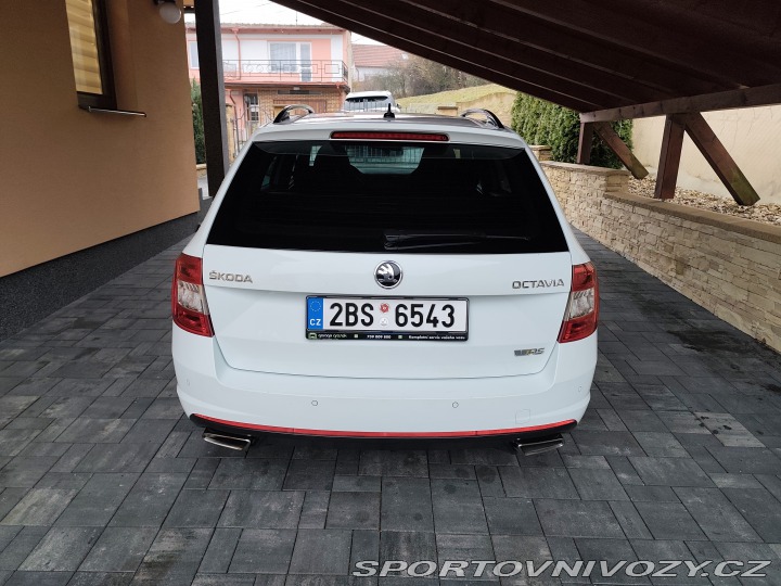 Škoda Octavia RS  2016
