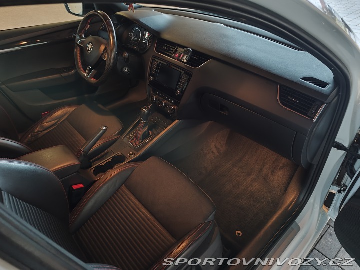 Škoda Octavia RS  2016