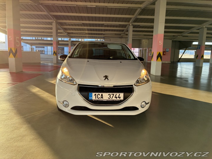 Peugeot Ostatní modely 208 2013