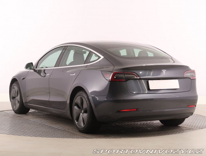 Tesla Model 3 Std Range Plus LFP 2020