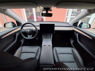 Tesla Model Y Long Range Dual Motor 378 2023