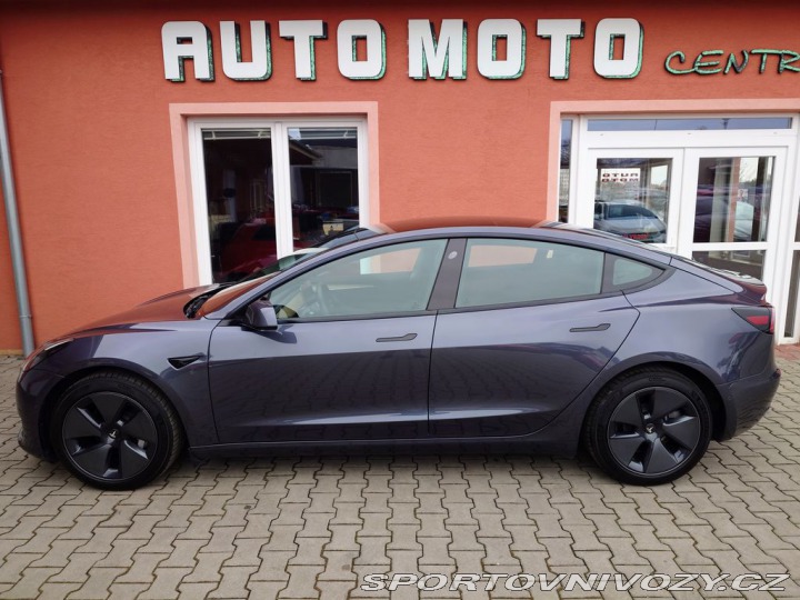 Tesla Model 3 Standard Range  239 kW SO 2021