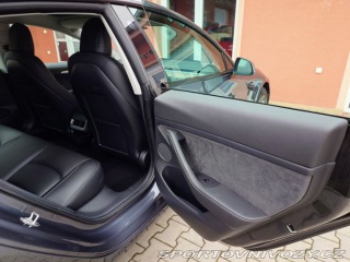 Tesla Model 3 Standard Range  239 kW SO 2021