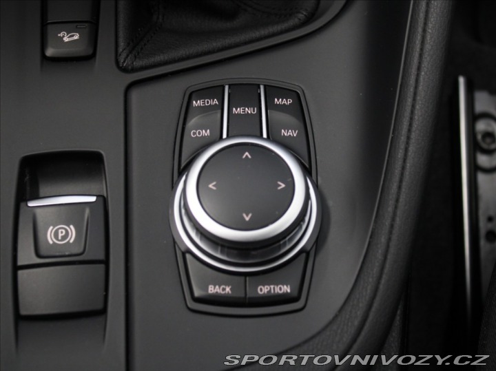 BMW X1 2,0 18d xDrive Sport LED 2020