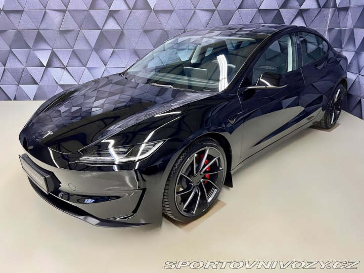 Tesla Model 3 AWD HIGHLAND PERFORMANCE 2025