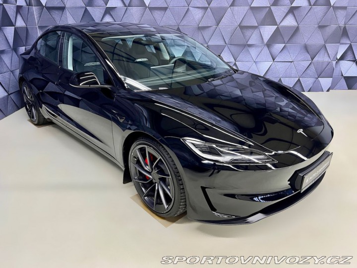 Tesla Model 3 AWD HIGHLAND PERFORMANCE 2025