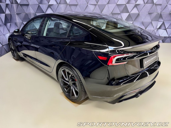 Tesla Model 3 AWD HIGHLAND PERFORMANCE 2025