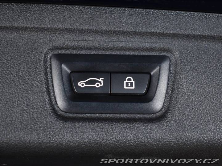 BMW 3 3,0 330D Xdrive M-Paket,P 2022