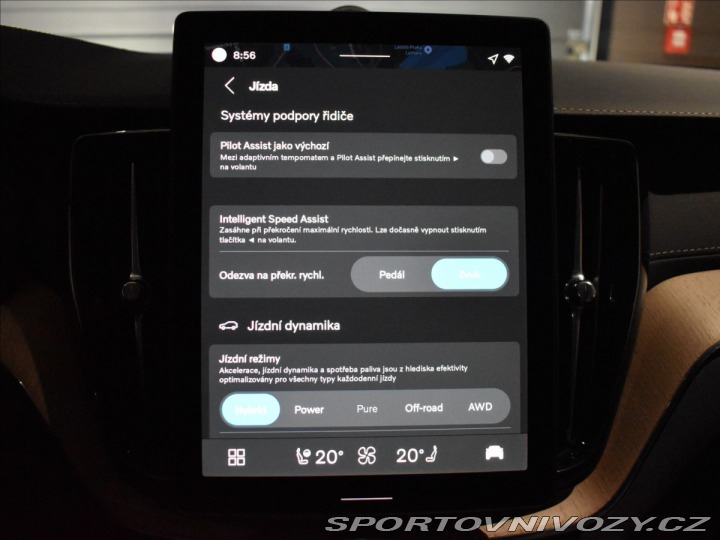 Volvo Ostatní modely XC60 2,0 T6 AWD Ultra B&W, 2025