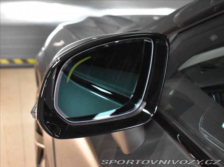 Volvo Ostatní modely XC60 2,0 T6 AWD Ultra B&W, 2025