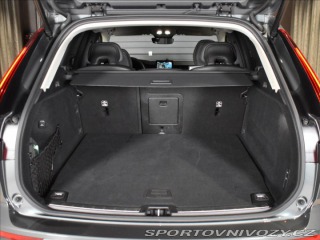 Volvo Ostatní modely XC60 2,0 T6 AWD Ultra B&W, 2025