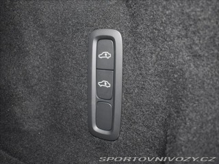 Volvo Ostatní modely XC60 2,0 T6 AWD Ultra B&W, 2025