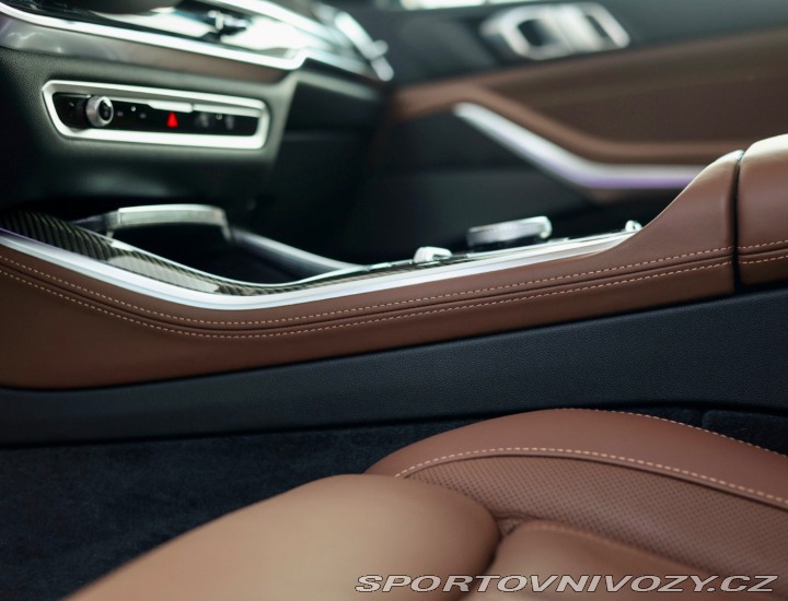 BMW X5 50e xDrive M SPORT | Ind 2024