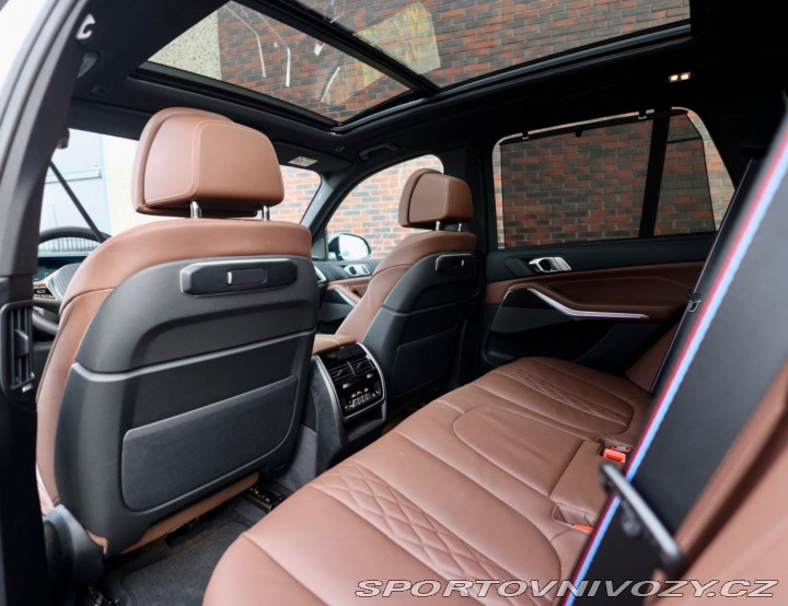 BMW X5 50e xDrive M SPORT | Ind 2024