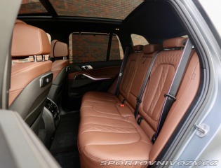 BMW X5 50e xDrive M SPORT | Ind 2024