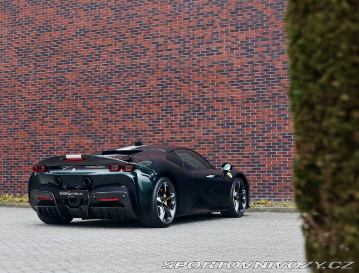 Ferrari SF90 Stradale 4.0 V8 1001PS 4 2021
