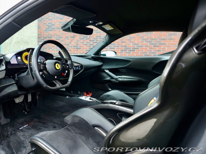 Ferrari SF90 Stradale 4.0 V8 1001PS 4 2021