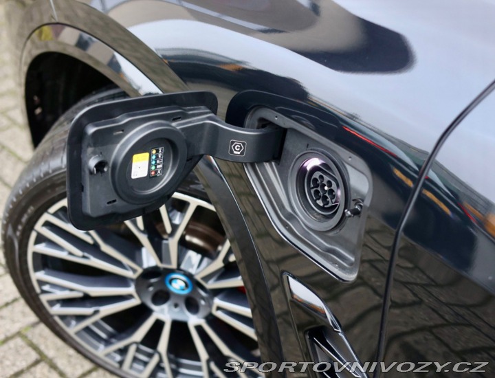BMW X5 50e xDrive M SPORT | Ind 2025