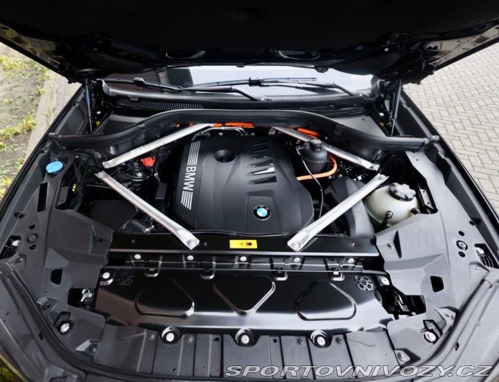 BMW X5 50e xDrive M SPORT | Ind 2025