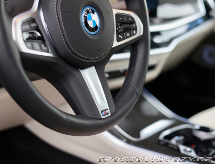 BMW X5 50e xDrive M SPORT | IND 2024