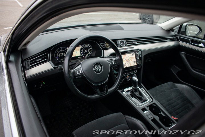 Volkswagen Ostatní modely Passat Variant Variant  2.0 BiTDI 240k H 2016