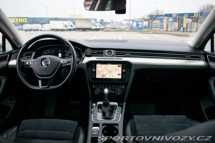 Volkswagen Ostatní modely Passat Variant Variant  2.0 BiTDI 240k H 2016