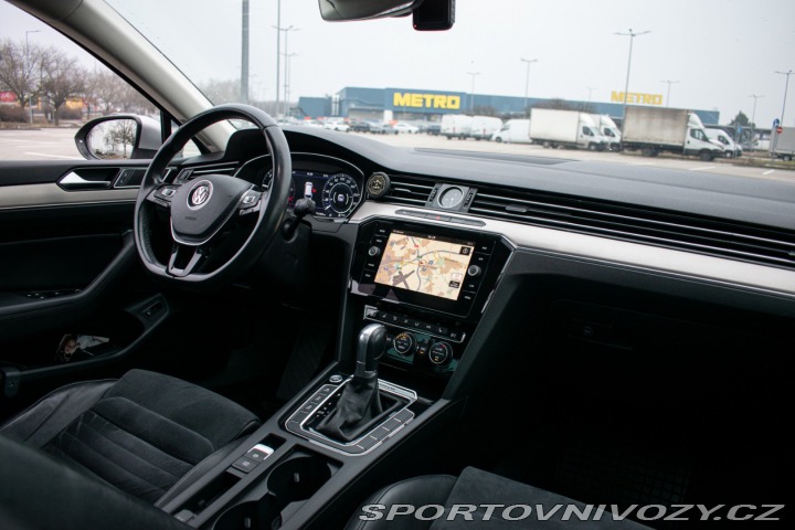Volkswagen Ostatní modely Passat Variant Variant  2.0 BiTDI 240k H 2016